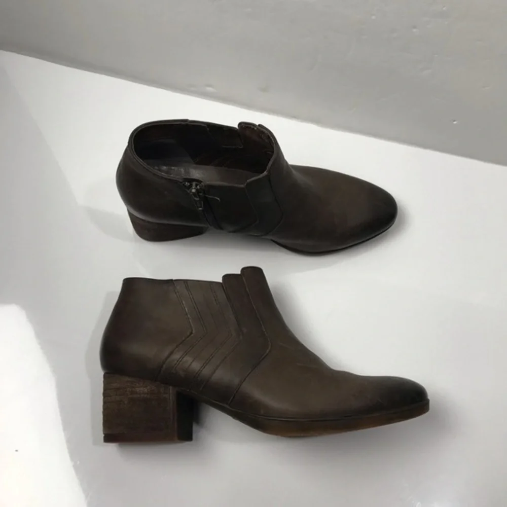 Abeo Felicity Bootie Oiled Dark Taupe / Brown Burnished Leather